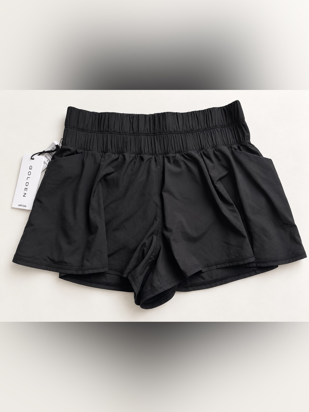 NWT Aritzia Golden Ascent Shorts Soft Black Size 4